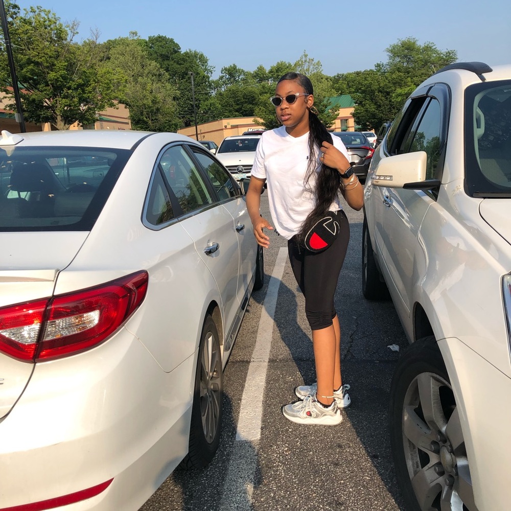 Meet your Posher, Jamiya